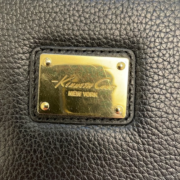 kenneth cole leather wristlet - Picture 3 of 5